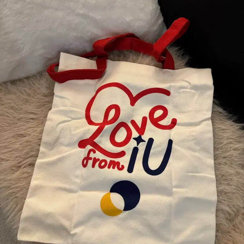 [BUNJANG] IU Colgate Signed Eco Bag / 아이유 콜게이트 사인 에코백