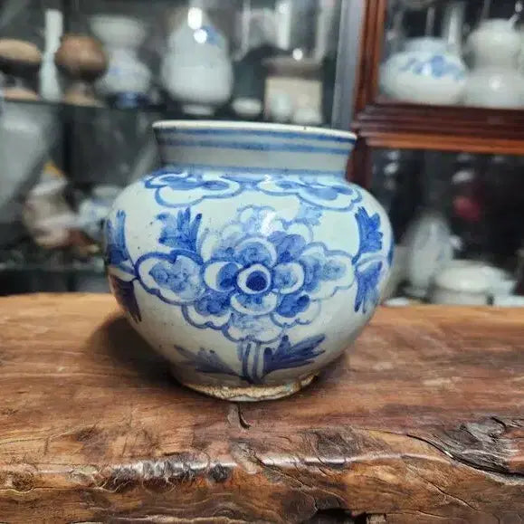 [BUNJANG] Authentic Joseon Dynasty Late Bunwon Blue-and-White Porcelain Peony Vase / 진품//조선시대후기 분원 청화백자 목단호