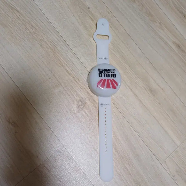 [SOLD OUT] 빅뱅 10주년 0.TO.10 스트랩 팔찌 굿즈