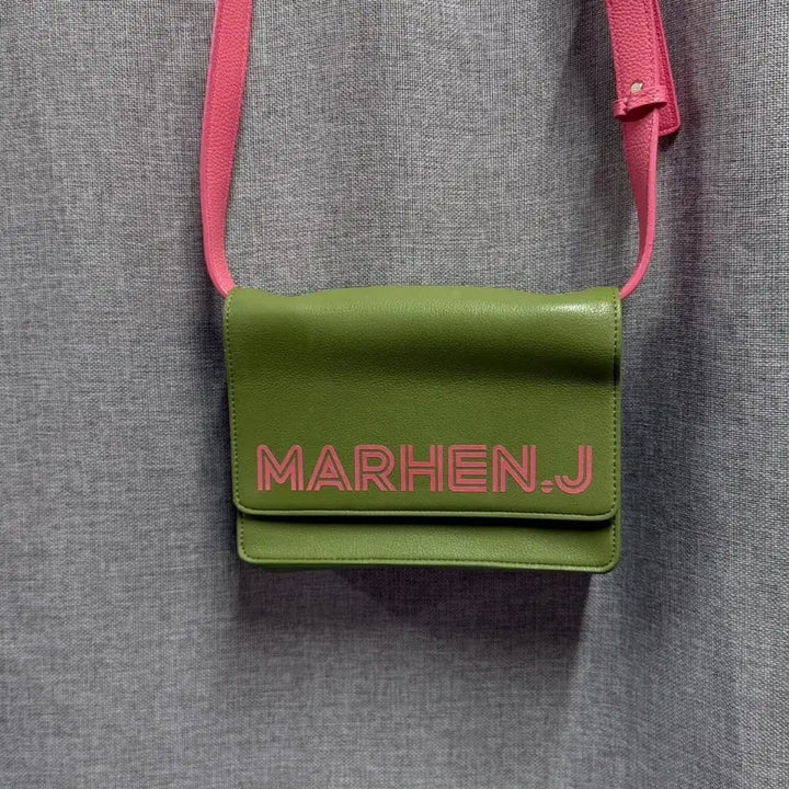 [BUNJANG] Marhen J Vegan Leather Crossbody Bag / 마르헨제이 비건 레더 크로스백 숄더백