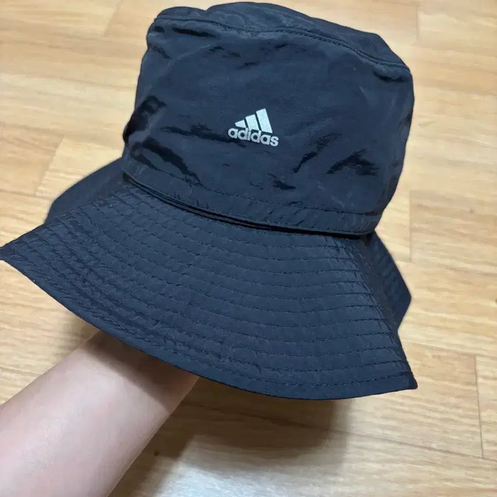 [BUNJANG] Adidas Black Bucket Hat / 아디다스 블랙 버킷햇 모자