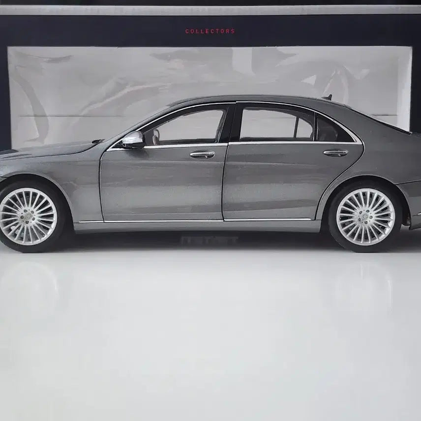 [BUNJANG] Norev Mercedes-Benz W222 S500 Silver Gray Diecast Model / 1:18 노레브 벤츠 W222 S500 실버 그레이 다이캐스트