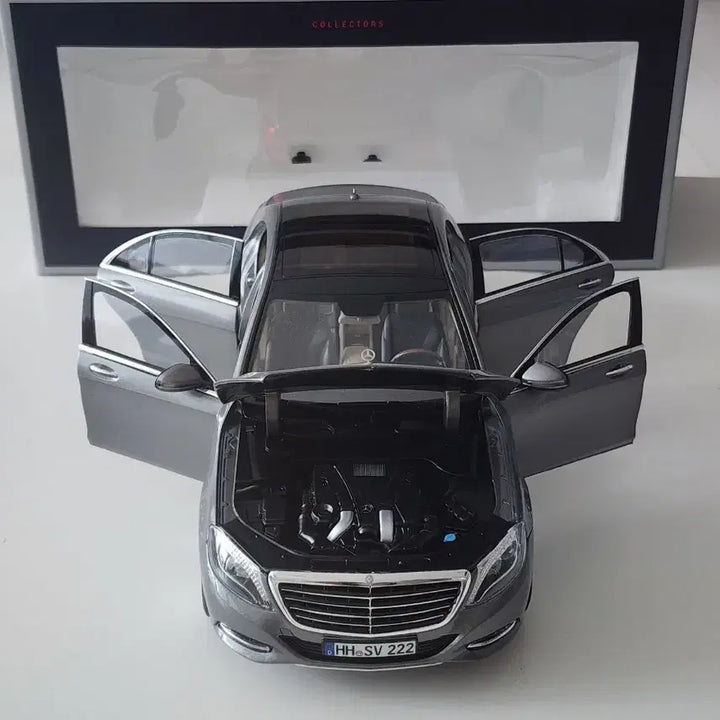 [BUNJANG] Norev Mercedes-Benz W222 S500 Silver Gray Diecast Model / 1:18 노레브 벤츠 W222 S500 실버 그레이 다이캐스트