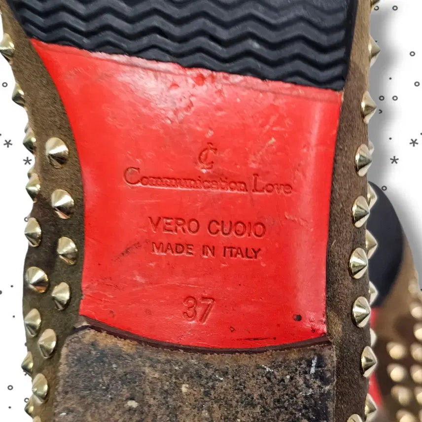 [BUNJANG] Christian Louboutin Studded Slip-on Shoes / 37 Christian Louboutin 스터드 슬립온