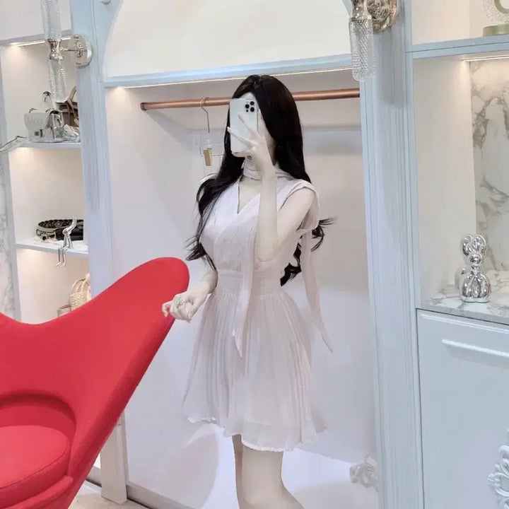 [BUNJANG] Mielle Versailles Pleated Mini Dress / *새상품 수입의류 미엘르 베르사유 플리츠 미니 원피스