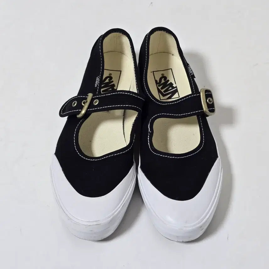 [SOLD OUT] 반스 메리제인 블랙 뮬 스니커즈 240. b