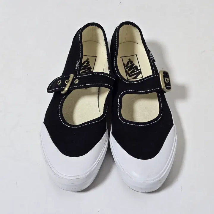 [SOLD OUT] 반스 메리제인 블랙 뮬 스니커즈 240. b