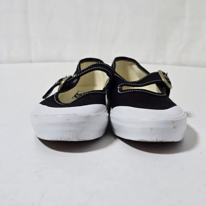 [SOLD OUT] 반스 메리제인 블랙 뮬 스니커즈 240. b