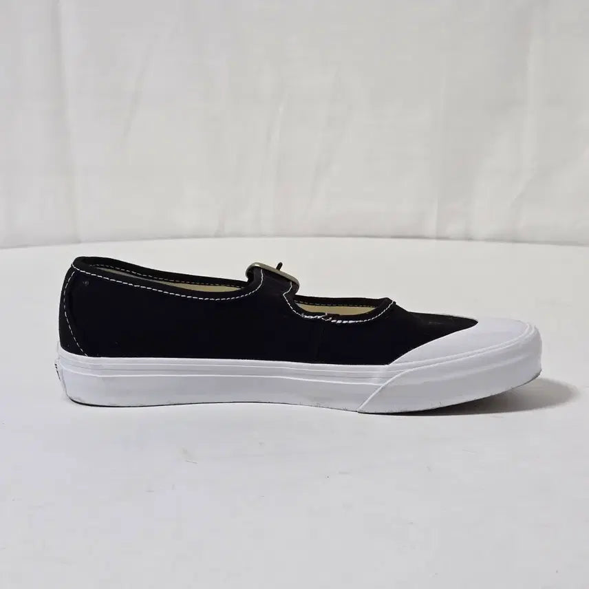 [SOLD OUT] 반스 메리제인 블랙 뮬 스니커즈 240. b