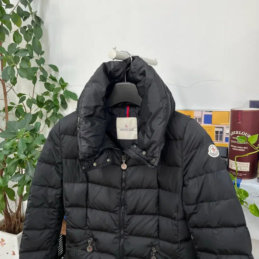 [BUNJANG] Moncler Women Flamme Down Jacket Size 1 / 몽클레어 우먼 Flamme 패딩점퍼 1