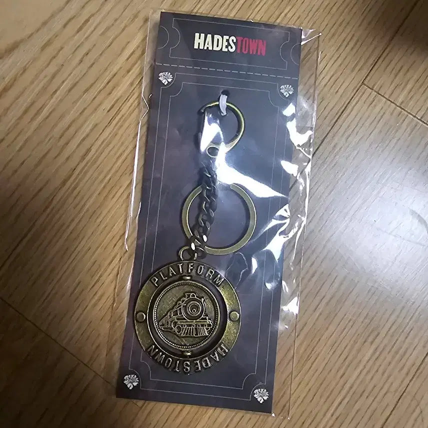 [BUNJANG] 24 Hadestown Keyring (Sealed) / 24 하데스타운 키링 미개봉