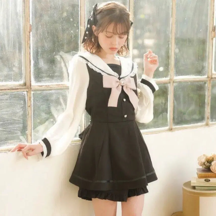 [BUNJANG] Liz Lisa Black Sailor Set-up / 리즈리사 블랙 셋업