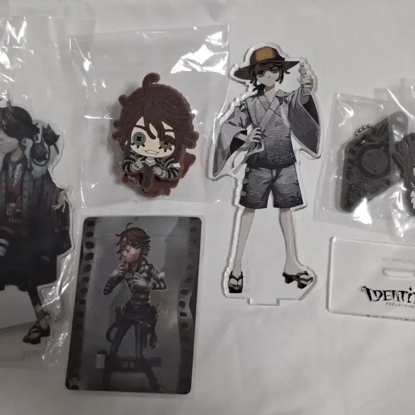 [BUNJANG] Identity V Prisoner Goods Bundle Set / 제5인격 죄수 굿즈 세트 일괄 판매