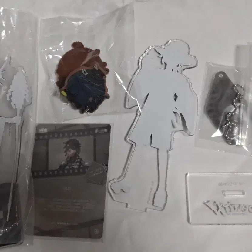 [BUNJANG] Identity V Prisoner Goods Bundle Set / 제5인격 죄수 굿즈 세트 일괄 판매