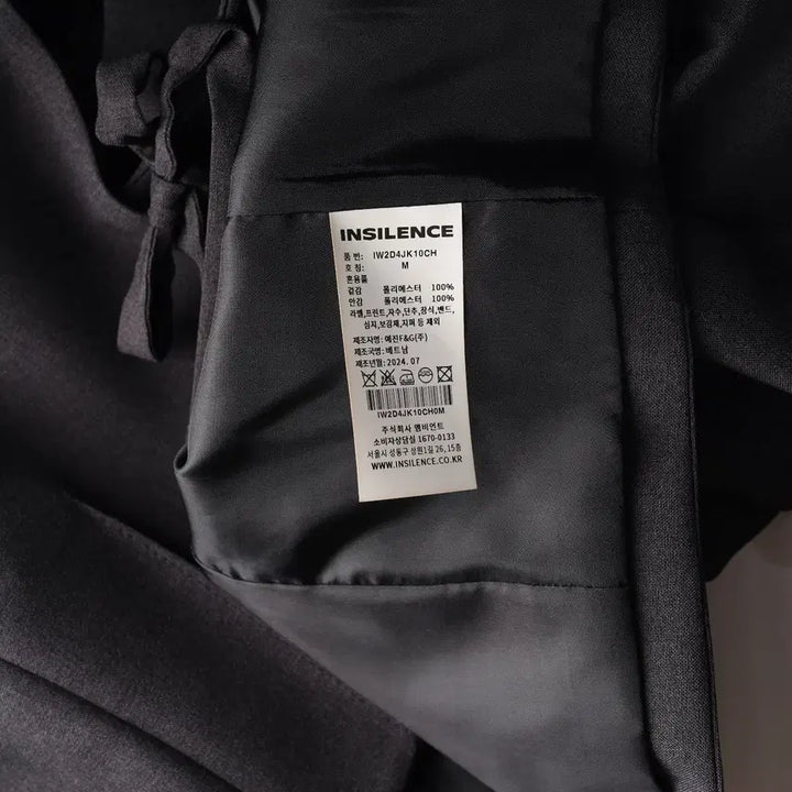 [BUNJANG] In Silence Woman 24FW Strap Crop Short Light Jacket / 인사일런스 우먼 24FW 스트랩 크롭 쇼트 라이트 재킷