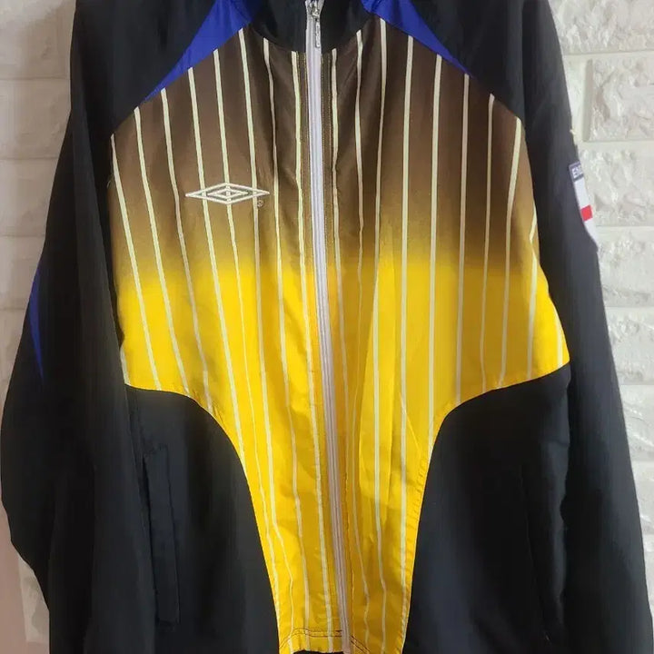 [BUNJANG] Umbro England National Team Windbreaker Jacket / 엄브로 잉글랜드 바람막이 100-105