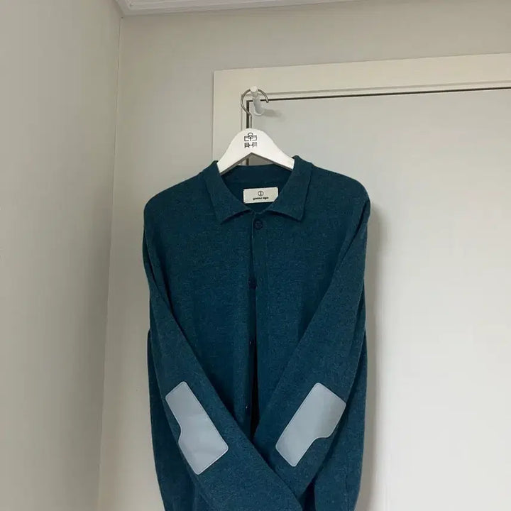 [BUNJANG] Years Ago Patch Collar Cardigan - Blue / (S) 이얼즈어고 / 카라 패치 가디건 / 블루