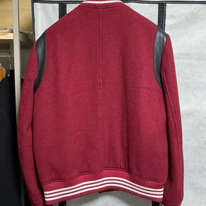 [BUNJANG] Club Monaco Leather Patch Burgundy Varsity Jacket / 클럽모나코 양가죽 패치 버건디 자켓 블루종 M
