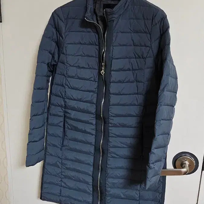 [BUNJANG] Alivia Loren Lightweight Goose Down Padded Jacket / 알리비아로렌 경량 거위털패딩(314