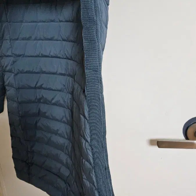 [BUNJANG] Alivia Loren Lightweight Goose Down Padded Jacket / 알리비아로렌 경량 거위털패딩(314