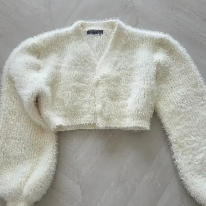 [SOLD OUT] ADEL 크롭 가디건, 퍼가디건, 크롭가디건