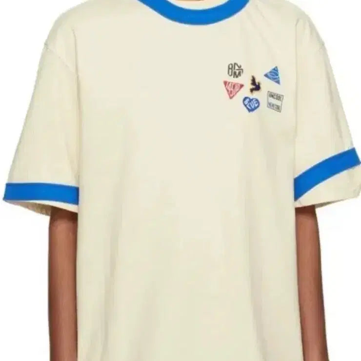 [SOLD OUT] 아더에러 배지 티셔츠 a2