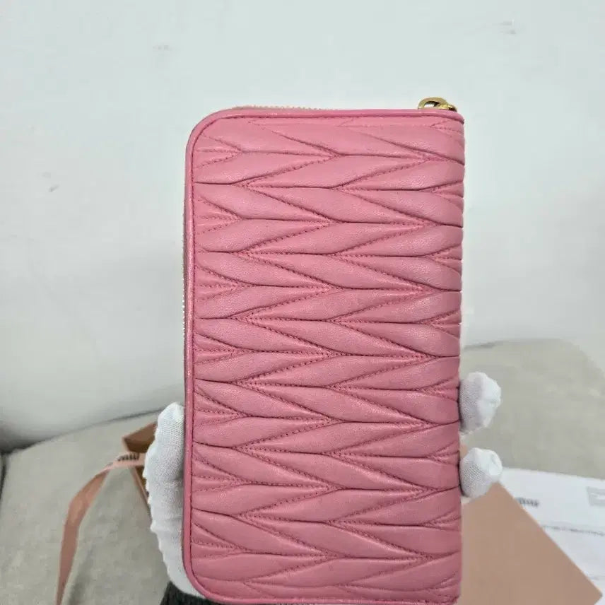 [BUNJANG] Miu Miu Matelassé Long Wallet / [정품] 미우미우 마테라쎄 장지갑