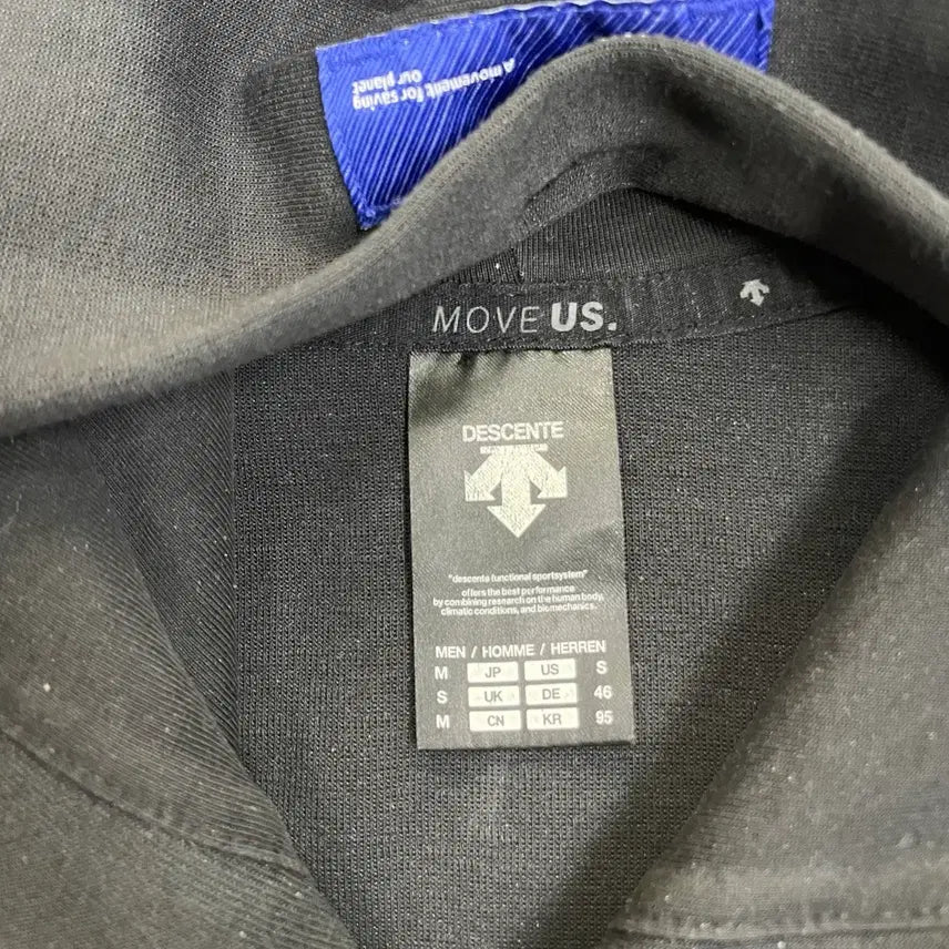 [BUNJANG] 데상트 MOVE US 후드티 블랙 95 / 데상트 MOVE US 후드티 블랙 95