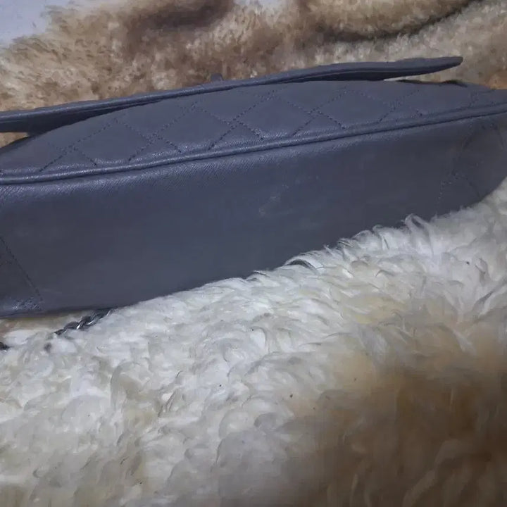 [BUNJANG] Quilted Chain Bag - Grey / 퀼팅 체인백 그레이 색상