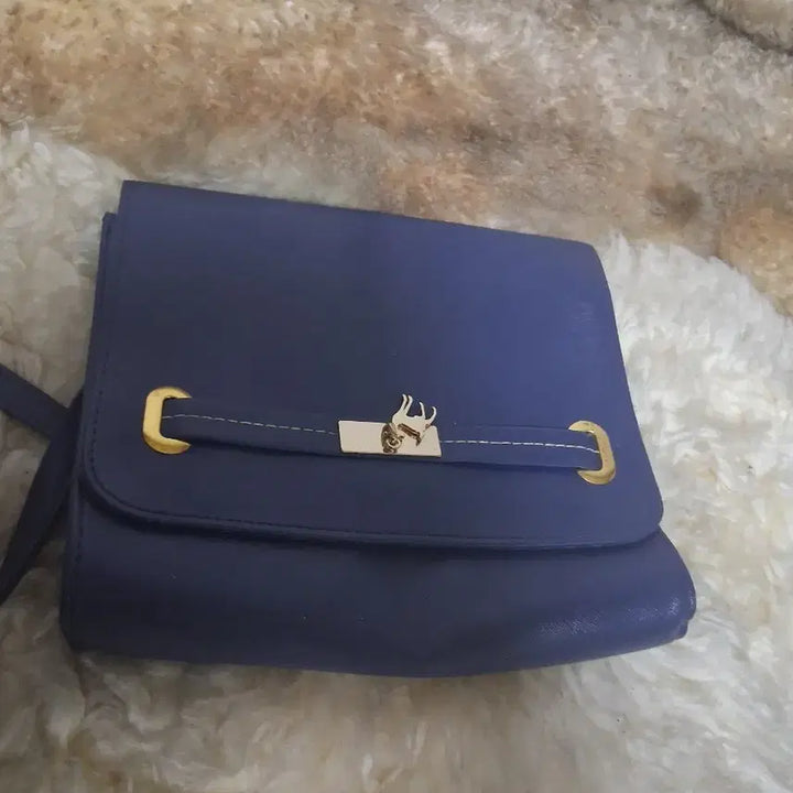 [BUNJANG] Navy Flap Shoulder Bag / 네이비색 플랩 숄더백 가방