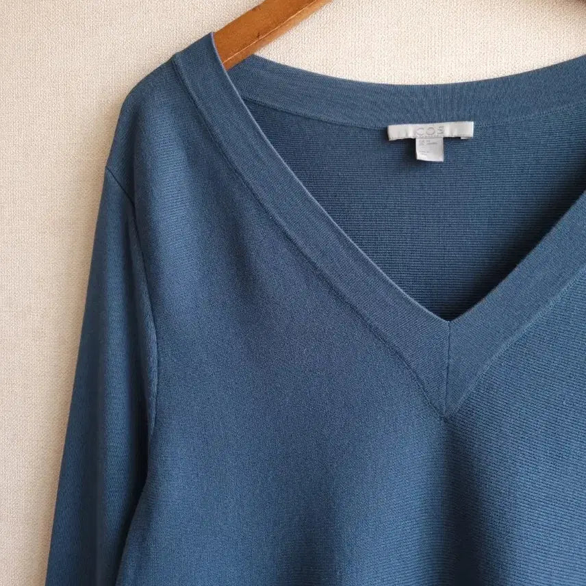 [BUNJANG] COS V-Neck Colorblock Knit Dress / 코스 COS V넥 톤온톤 배색 원피스