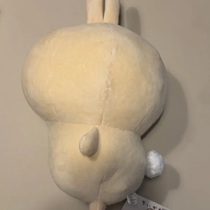 [BUNJANG] Chiikawa Usagi Big Plush Doll / 치이카와 우사기 엉덩이 씰룩 빅 누이구루미 후류 인형