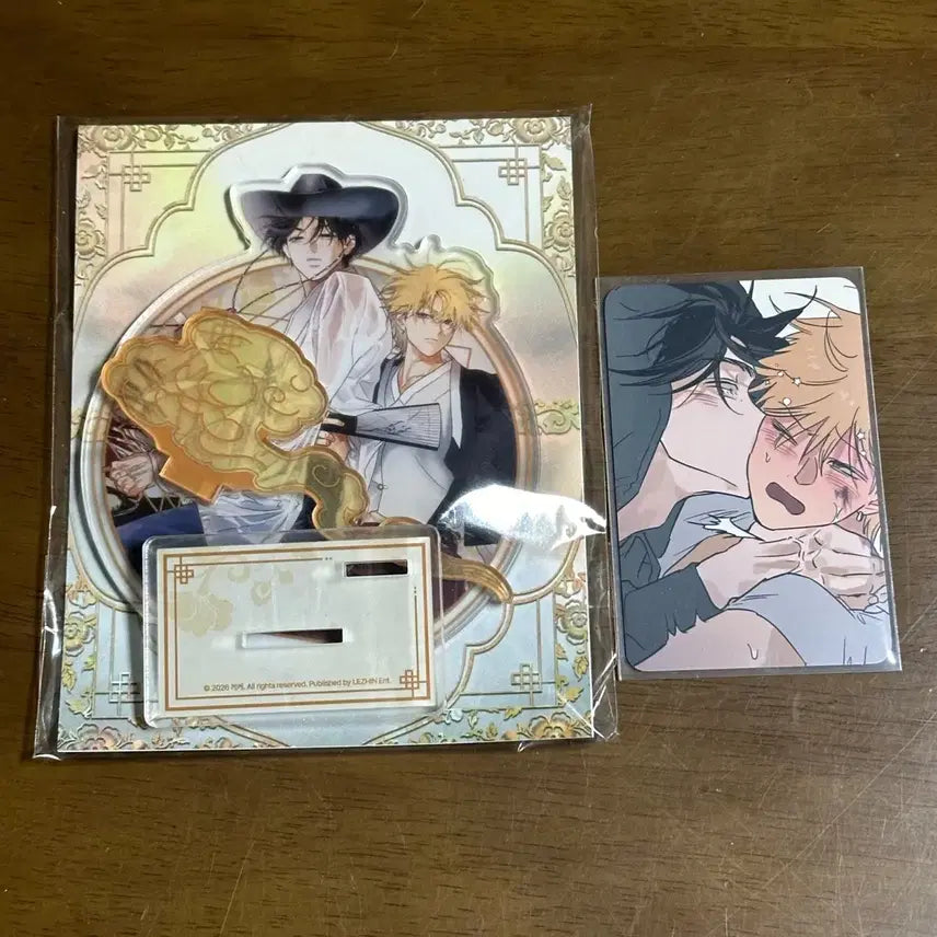[BUNJANG] LE SSERAFIM Full Book Acrylic Stand and Photocard A Bundle Set / 레봄 풀북 아크릴 스탠드 아스 포토카드 포카A
