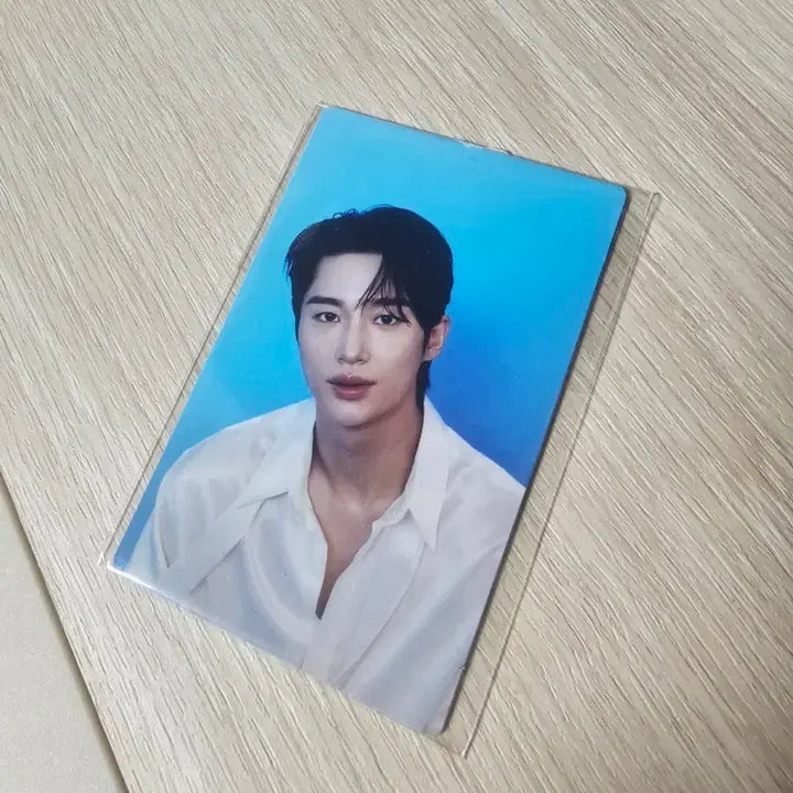 [BUNJANG] Byeon Woo-seok Physiogel Photocard / 변우석 피지오겔 포카