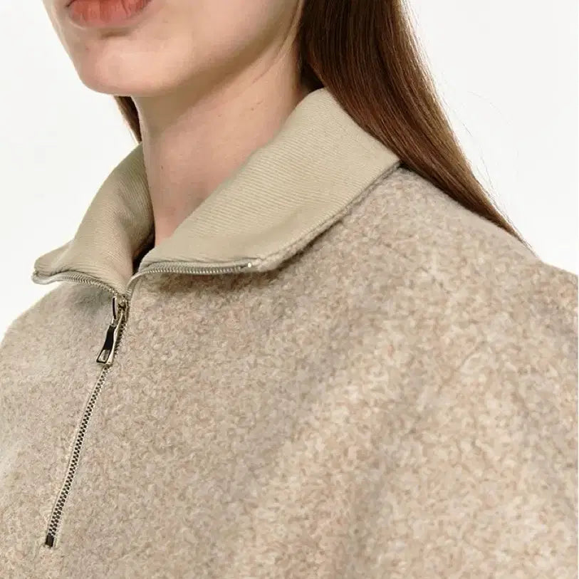 [BUNJANG] MOHAN Boucle High-Neck Zip-Up Top Beige / 모한 부클 하이넥 집업탑 베이지컬러