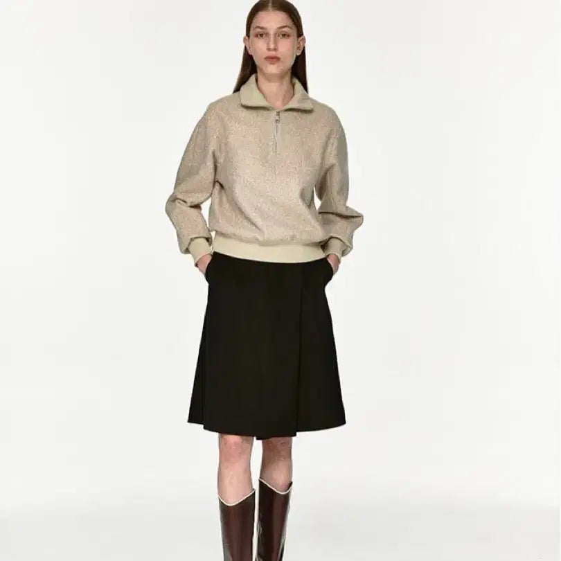 [BUNJANG] MOHAN Boucle High-Neck Zip-Up Top Beige / 모한 부클 하이넥 집업탑 베이지컬러