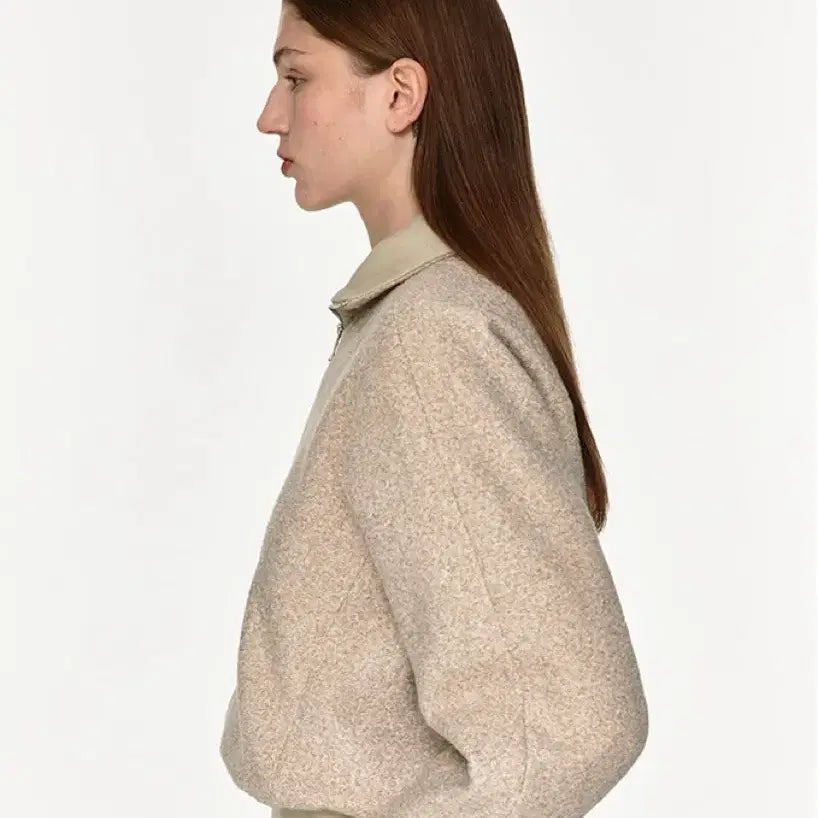 [BUNJANG] MOHAN Boucle High-Neck Zip-Up Top Beige / 모한 부클 하이넥 집업탑 베이지컬러