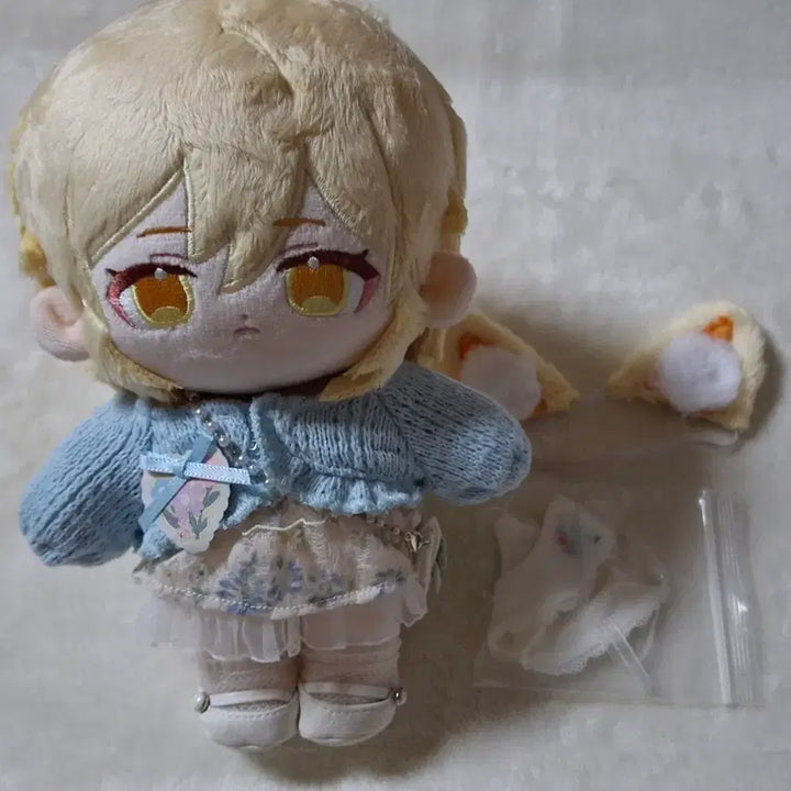 [BUNJANG] Genshin Impact Lumine 20cm Plush Doll with Outfit / 원신 루미네 20cm 솜인형 옷포함