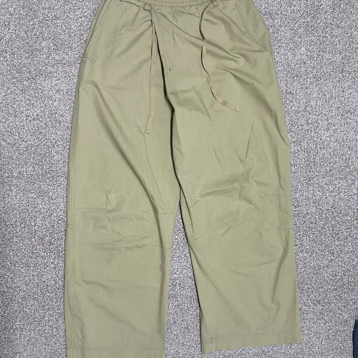 [SOLD OUT] [ZARA] 자라 와이드 파라슈트