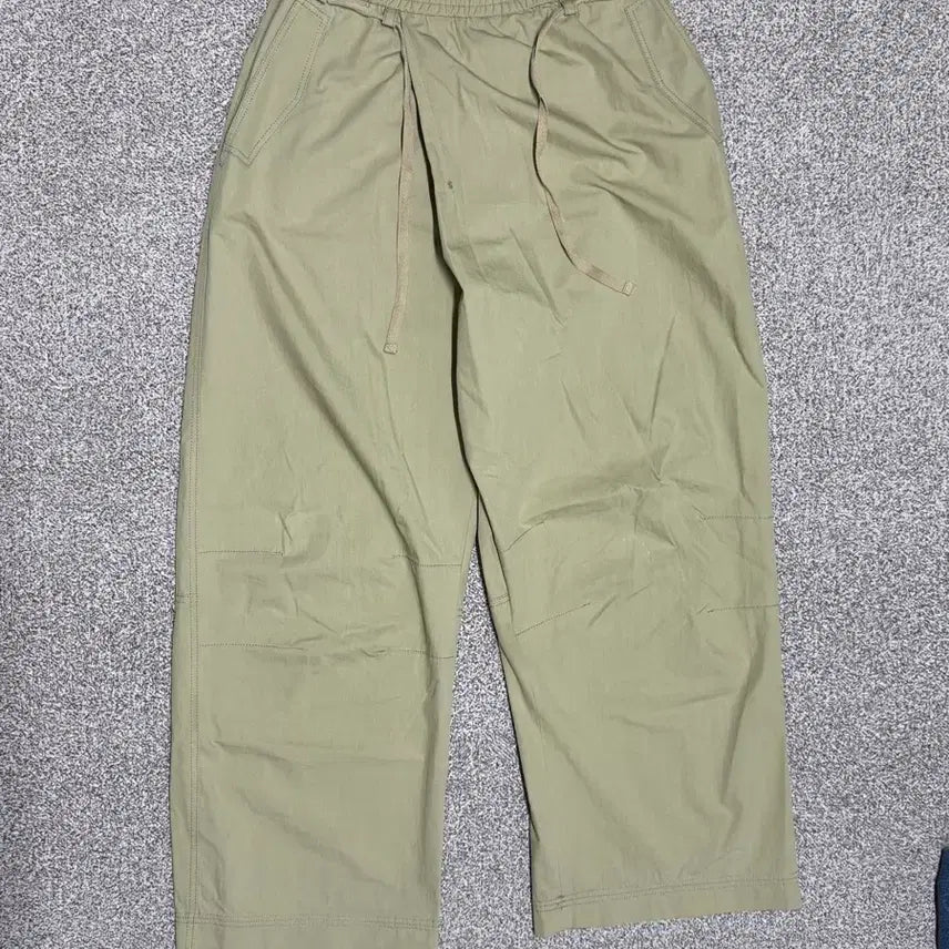 [SOLD OUT] [ZARA] 자라 와이드 파라슈트