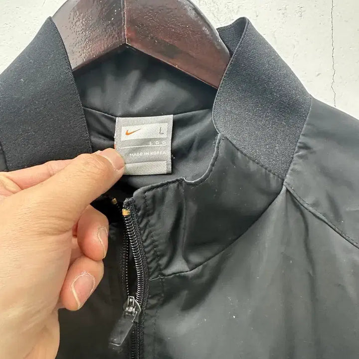 [BUNJANG] Nike Old School Windbreaker (Size 100) / [만원 아라비아빈티지]나이키 올드스쿨 바람막이 100