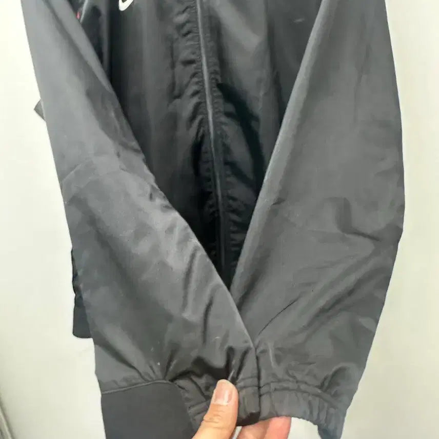 [BUNJANG] Nike Old School Windbreaker (Size 100) / [만원 아라비아빈티지]나이키 올드스쿨 바람막이 100