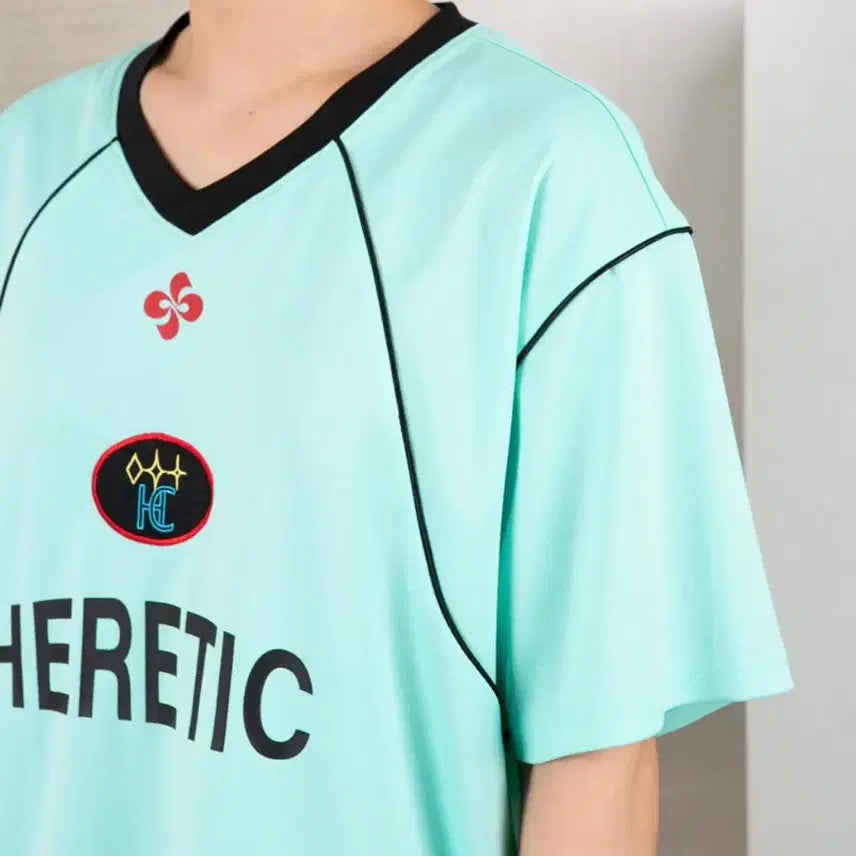 [BUNJANG] Heretic Unisex Short Sleeve T-shirt / 헤레틱 반팔