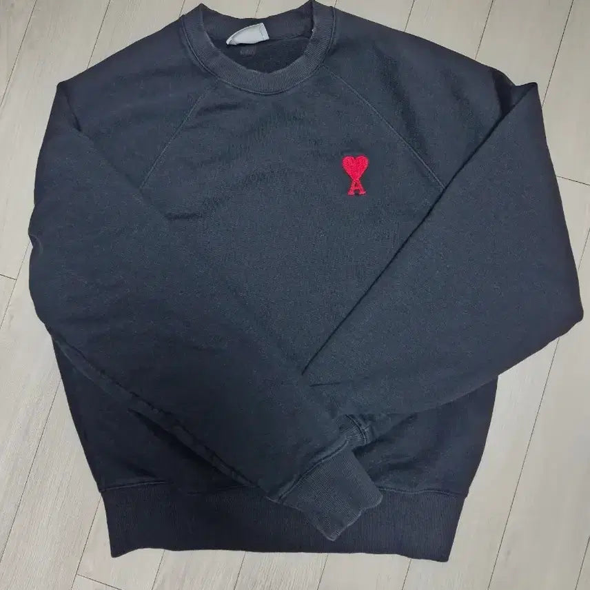 [SOLD OUT] 아미 맨투맨 블랙 XL