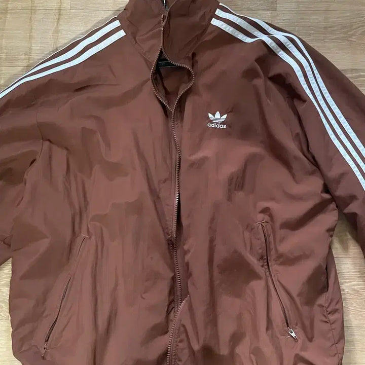 [BUNJANG] Adidas Windbreaker Brown Jacket / 아디다스 바람막이 브라운