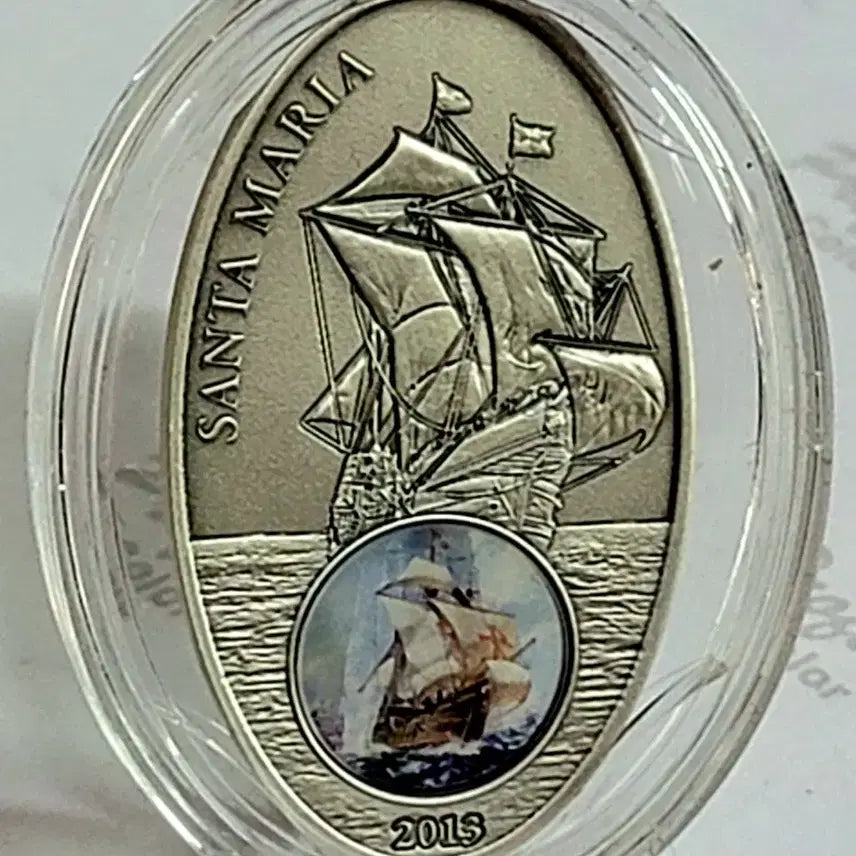 [BUNJANG] Benin 2013 Santa Maria 99.9% Fine Silver 20g Oval Hologram Rare Coin / 99.9% 순은 20g의 고급 엔틱 타원형 홀로그램  희귀은화