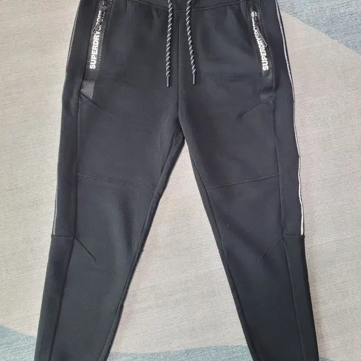 [BUNJANG] Superdry Tech Fleece Jogger Pants / 슈퍼드라이 테크 플리스 조거팬츠