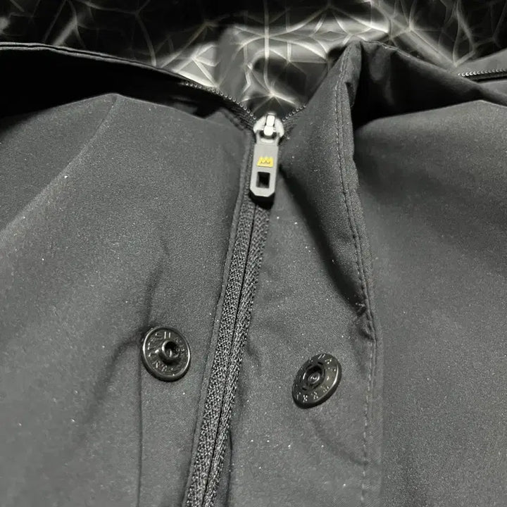 [BUNJANG] Primaloft Padded Jacket (Size 100) / 프리마로프트 패딩, 100