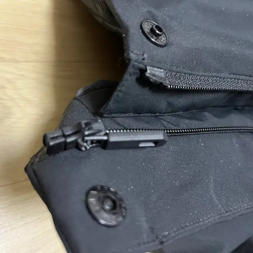 [BUNJANG] Primaloft Padded Jacket (Size 100) / 프리마로프트 패딩, 100