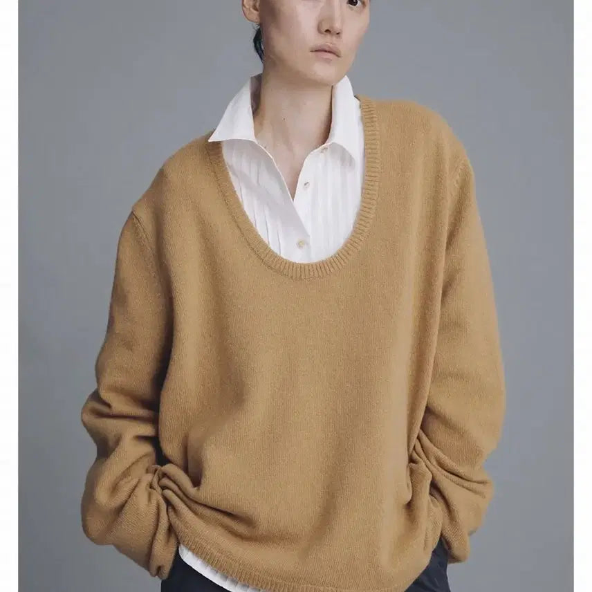 [BUNJANG] Moondal Ellen U-Neck Knit Gray / 문달 Ellen U-Neck Knit 그레이색상